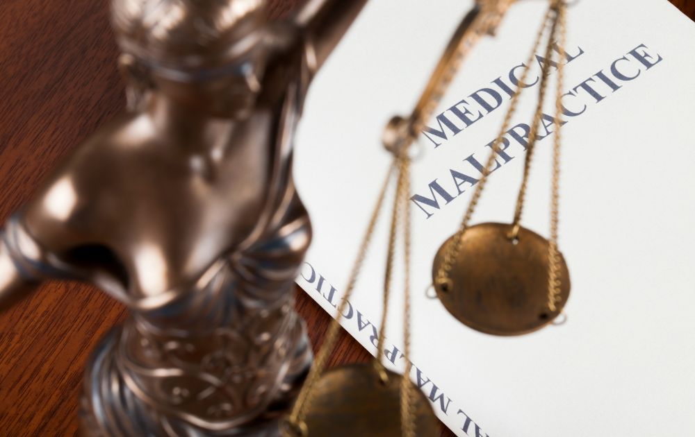 Medical Malpractice is a serious matter. Let you Personal Injury Lawyer intervene.
