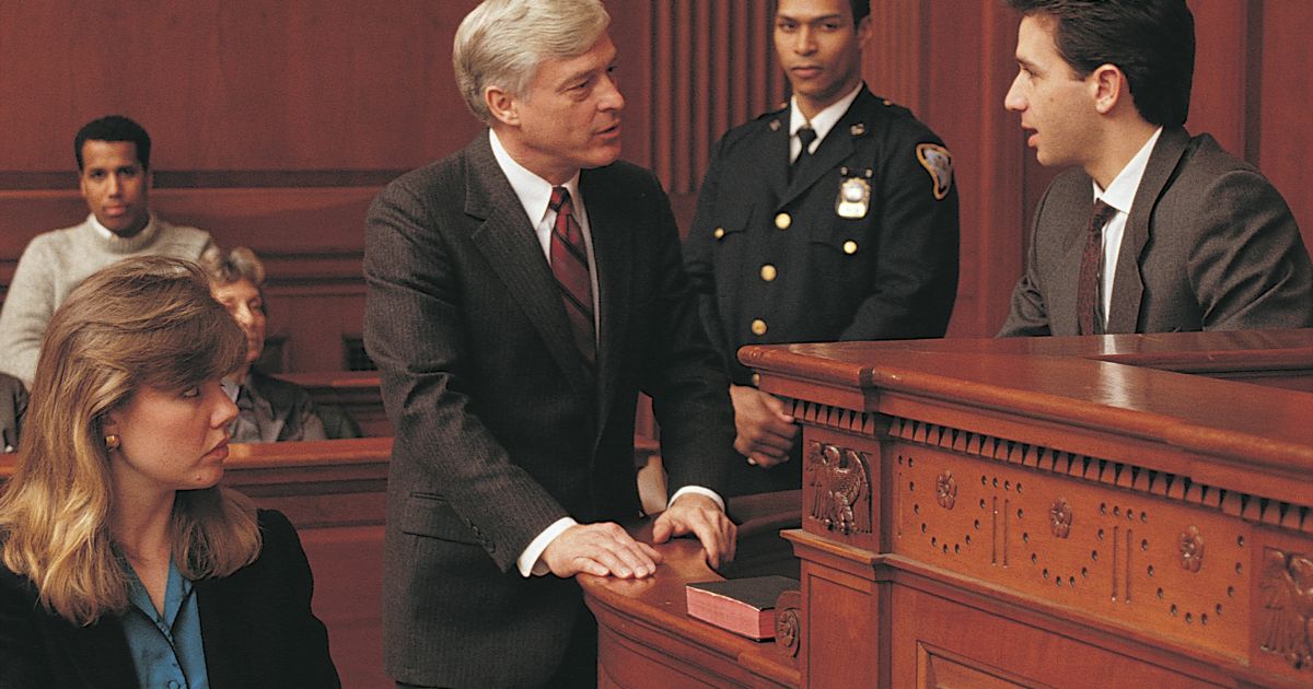 Ontario Evidence Act: Exploring Evidence Types & Courtroom Tactics 4 Ontario Evidence Act: Cross Examination