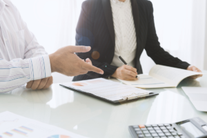 How Does a Personal Injury Lawyer Evaluate My Case